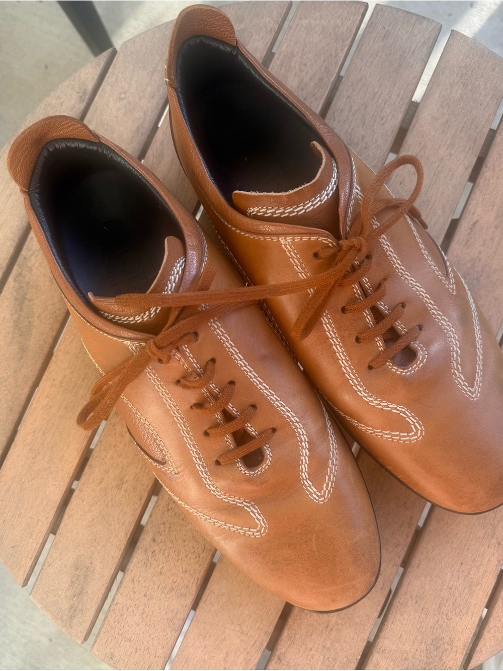 TOD’s Italy Vintage Tan Driving Shoes Sneakers Size 9 US 8 UK Excellent Cond
